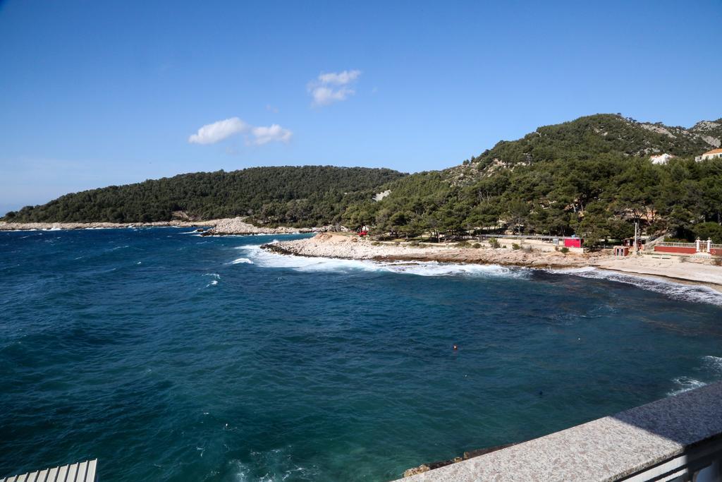 Apartments Dragica Milna  Dış mekan fotoğraf