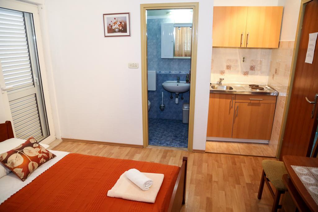 Apartments Dragica Milna  Dış mekan fotoğraf