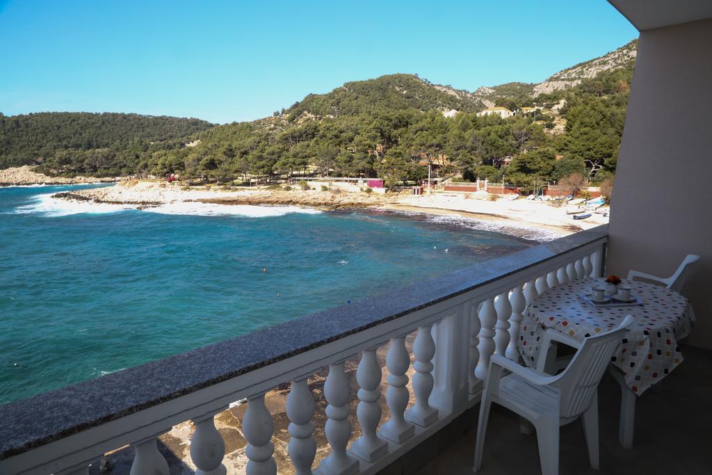 Apartments Dragica Milna  Dış mekan fotoğraf