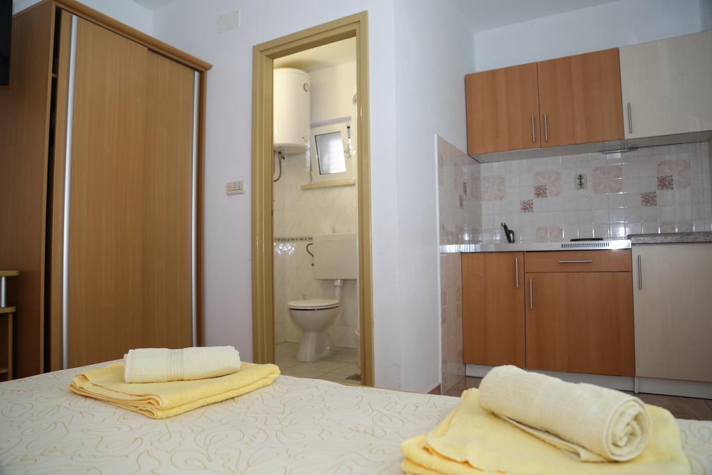 Apartments Dragica Milna  Dış mekan fotoğraf