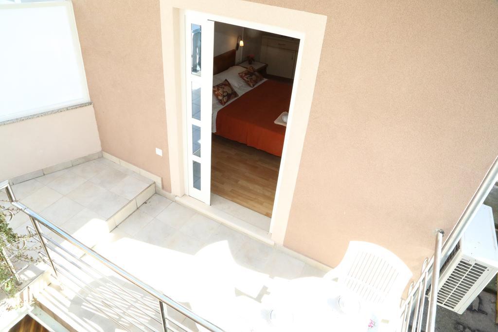 Apartments Dragica Milna  Dış mekan fotoğraf