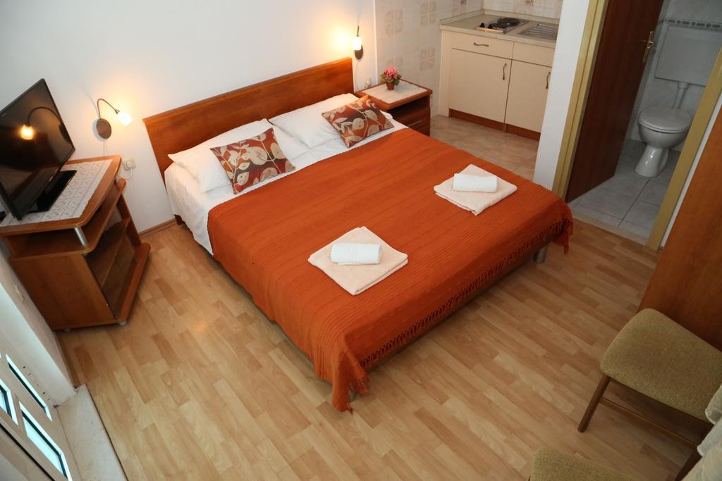 Apartments Dragica Milna  Dış mekan fotoğraf
