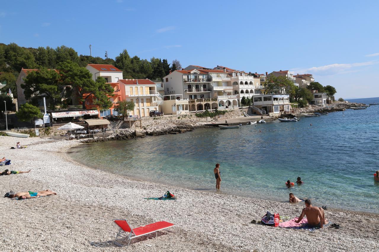 Apartments Dragica Milna  Dış mekan fotoğraf